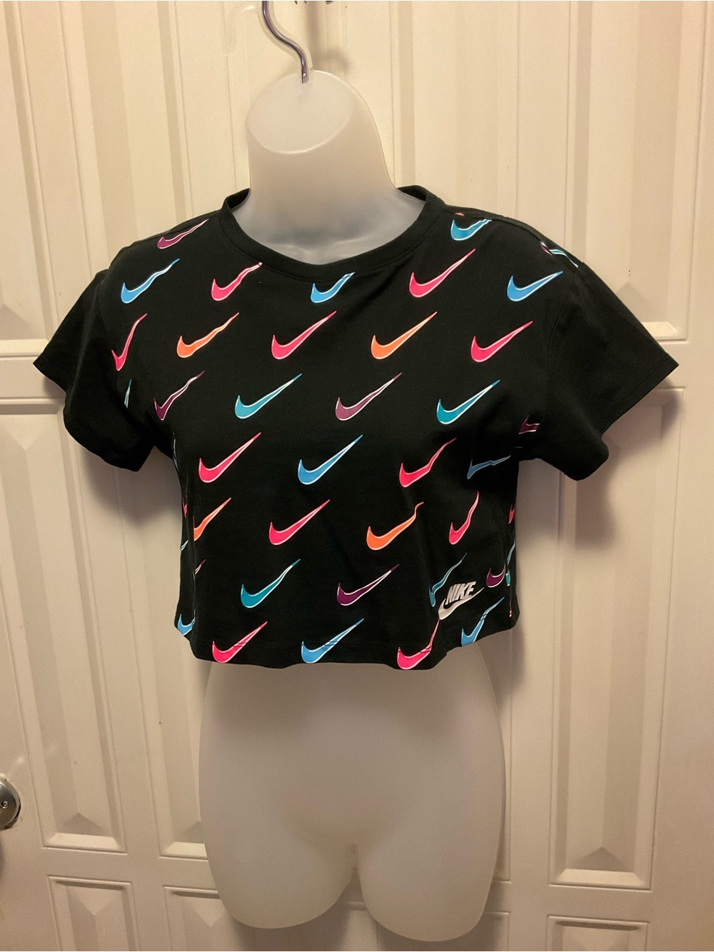 Nike Cropped Top